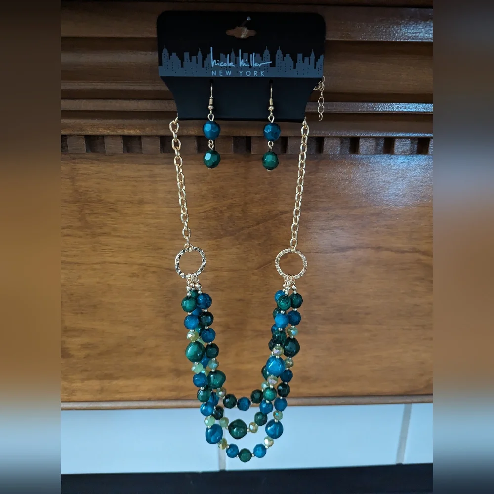 Nicole Miller Earrings and Necklace Set in Green and Blue - Picture 1 of 2